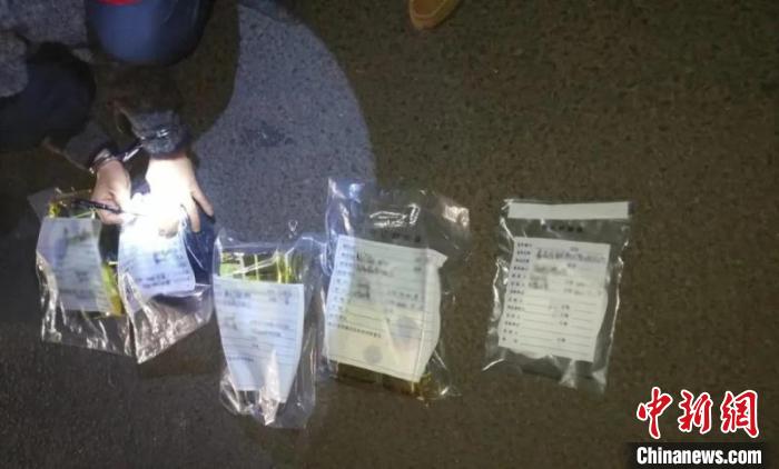圖為云南警方查獲的毒品?！≡颇鲜」矎d供圖 攝