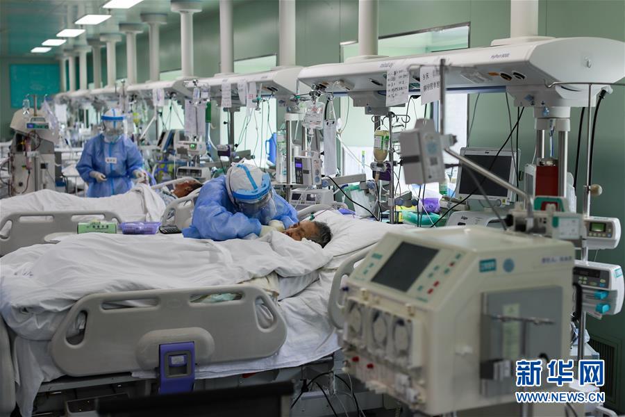 （新華全媒頭條·圖文互動(dòng)）（1）上下同心，守望相助——中國抗疫眾志成城的生動(dòng)實(shí)踐