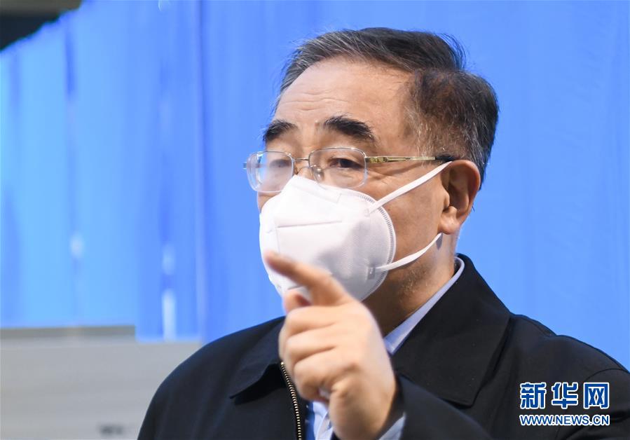 （聚焦疫情防控·圖文互動）（7）分秒必爭！一切為了治病救人——中國抗疫生命至上的生動實踐