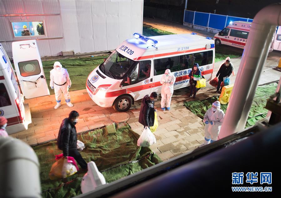 （聚焦疫情防控·圖文互動）（11）分秒必爭！一切為了治病救人——中國抗疫生命至上的生動實踐