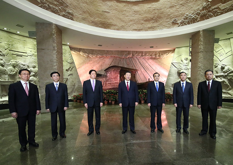 2017年10月31日，習近平在南湖革命紀念館參觀結(jié)束時發(fā)表重要講話。
